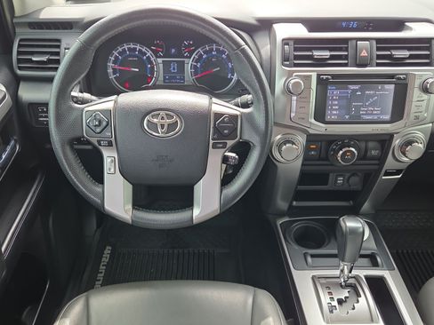 Used 2019 Toyota 4Runner SR5 AWD/4WD image 13