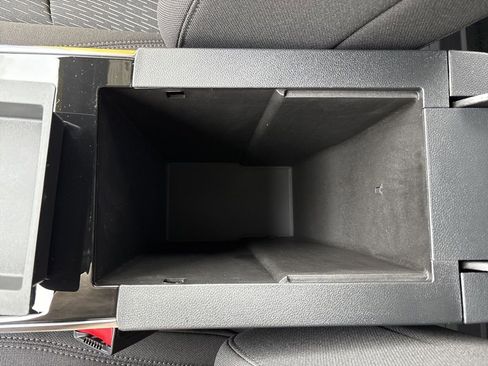 New 2026 Chevrolet Equinox LT w/ LPO, Floor Liner Package image 36