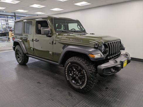 Used 2023 Jeep Wrangler Willys image 3