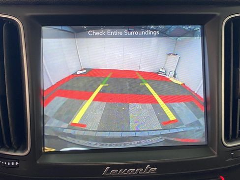 Used 2019 Maserati Levante AWD/4WD image 28