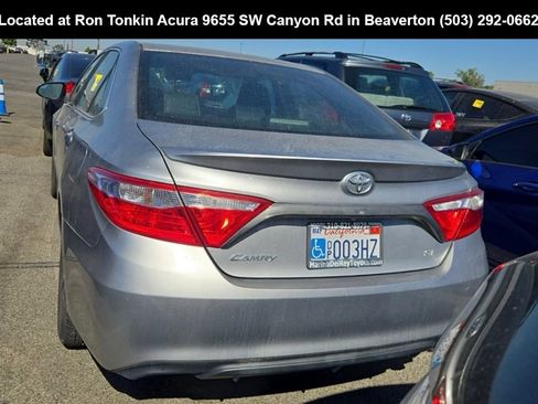 Used 2016 Toyota Camry SE FWD image 5