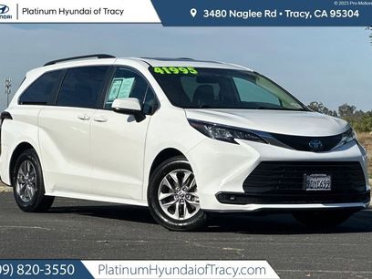 Used 2023 Toyota Sienna LE