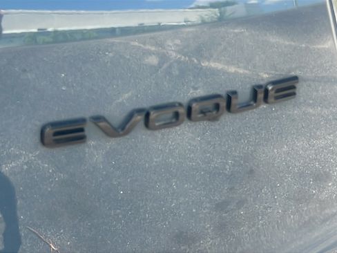 Used 2024 Land Rover Range Rover Evoque S AWD/4WD image 13