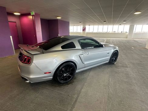 Used 2014 Ford Mustang GT Premium w/ Equipment Group 402A image 5