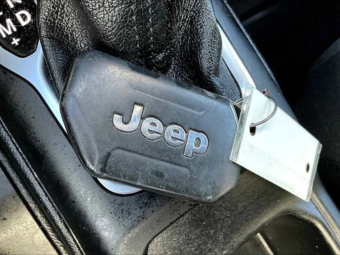 Used 2020 Jeep Gladiator Sport w/ Trailer Tow Package image 13