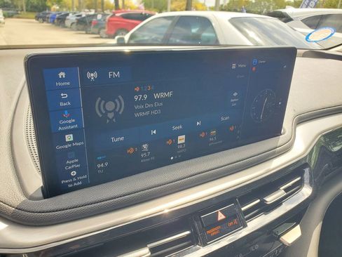 Certified 2025 Acura MDX FWD image 32