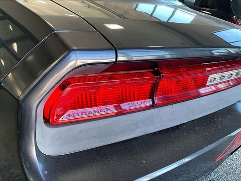 Used 2013 Dodge Challenger SXT Plus image 31