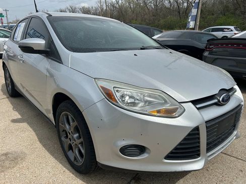 Used 2014 Ford Focus SE FWD image 8