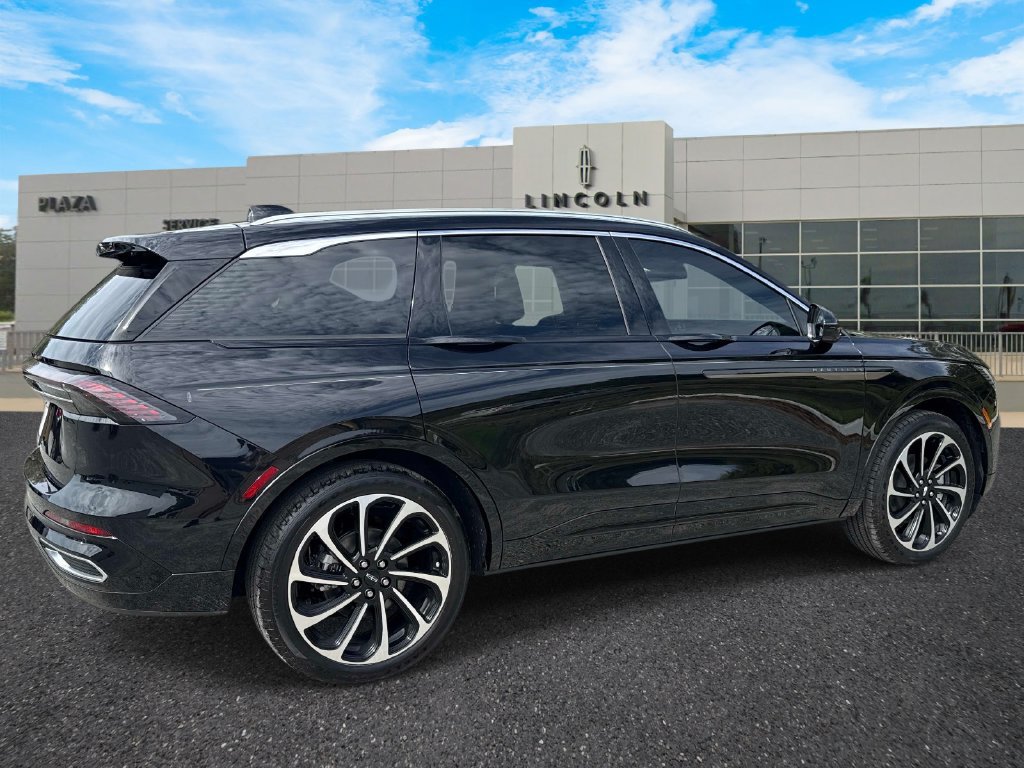 New 2026 Lincoln Nautilus Black Label AWD/4WD image 3