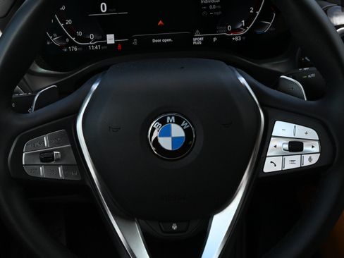 Used 2025 BMW X4 xDrive30i AWD/4WD image 28