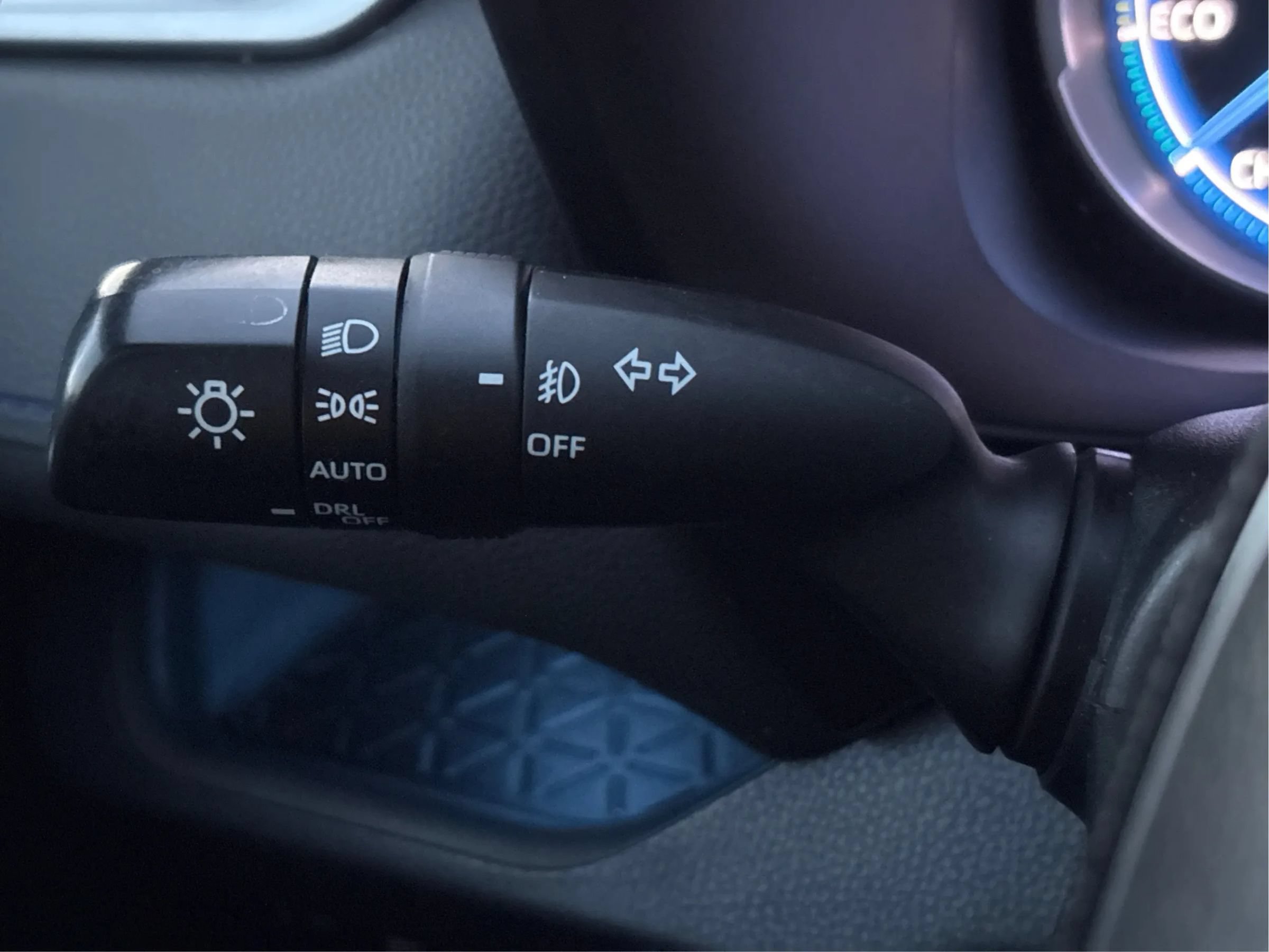 Used 2019 Toyota RAV4 XSE AWD/4WD image 57