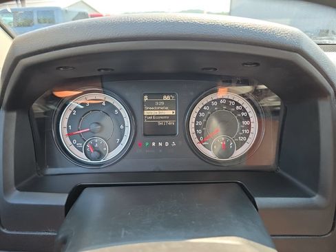 Used 2022 RAM 1500 Tradesman w/ Chrome Appearance Group AWD/4WD image 23