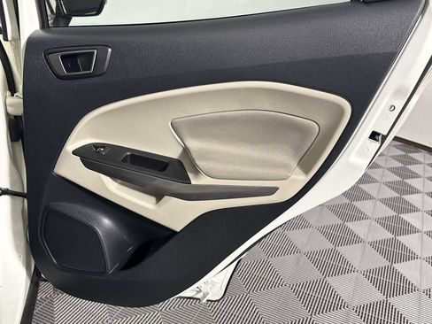 Used 2021 Ford EcoSport SE image 16