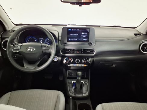 Certified 2022 Hyundai Kona SEL FWD image 14