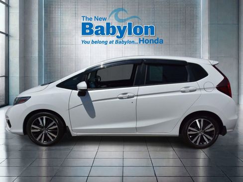 Used 2018 Honda Fit EX image 2