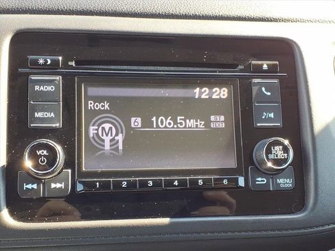 Used 2020 Honda HR-V LX image 16