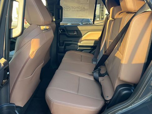 New 2026 Toyota 4Runner Limited RWD image 11