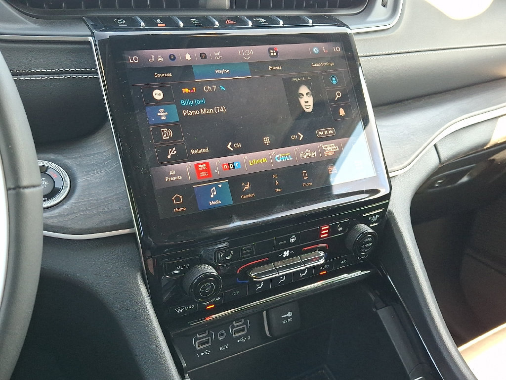 Certified 2023 Jeep Grand Cherokee Limited AWD/4WD image 20