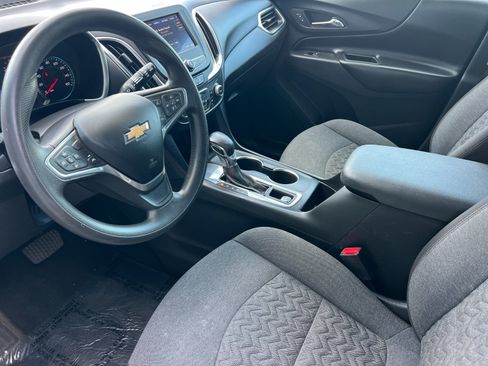 Used 2022 Chevrolet Equinox LT FWD image 10