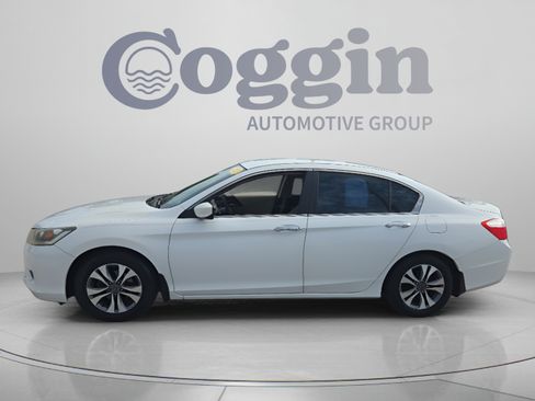 Used 2013 Honda Accord LX image 2