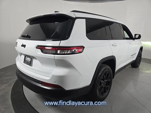 Used 2024 Jeep Grand Cherokee L Altitude RWD image 7