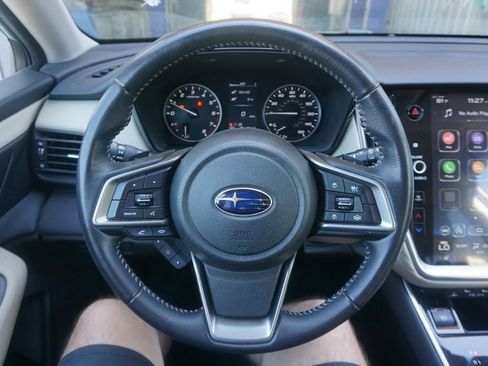 Used 2021 Subaru Outback Premium AWD/4WD image 3