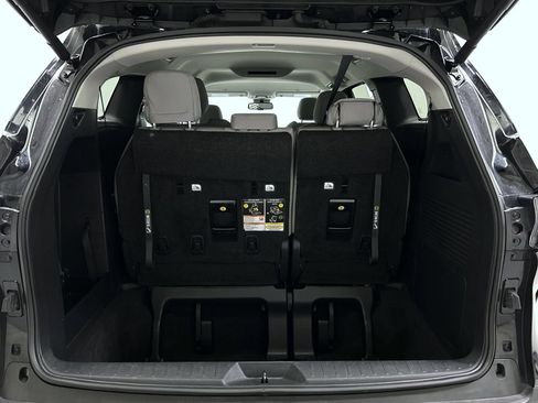 Used 2026 Toyota Sienna LE FWD image 20