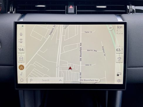 Certified 2024 Land Rover Discovery Sport S image 27