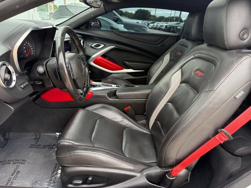 Used 2022 Chevrolet Camaro SS RWD image 20