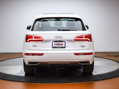 Used 2018 Audi Q5 2.0T Premium Plus w/ Premium Plus Package AWD/4WD image 11