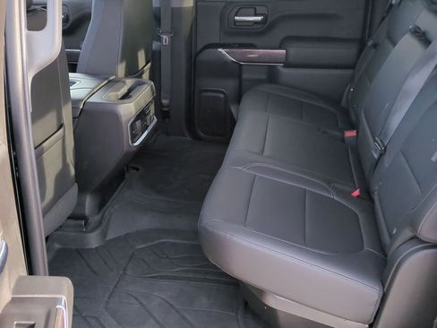 Used 2019 Chevrolet Silverado 1500 LTZ w/ LTZ Premium Package image 10