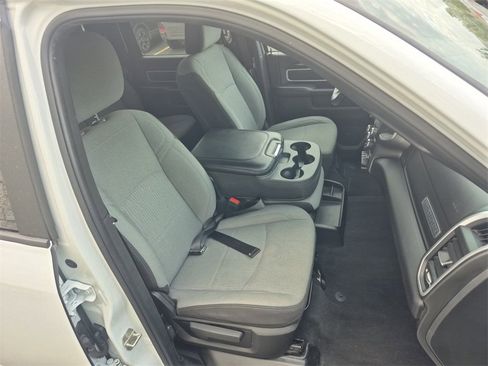 Used 2024 RAM 2500 Big Horn image 17