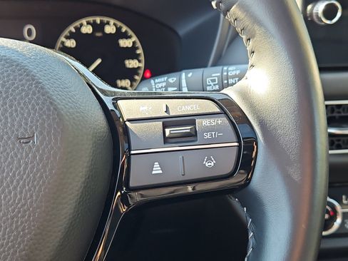 Certified 2026 Honda HR-V EX-L image 17