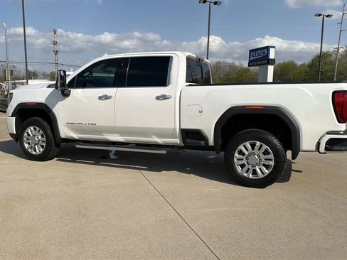 Used 2020 GMC Sierra 2500 Denali w/ Denali Ultimate Package image 12