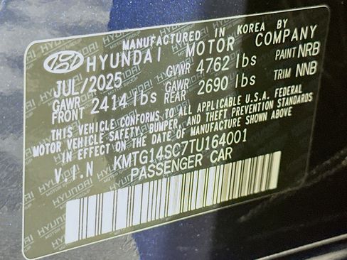 Used 2026 Genesis G70 2.5T RWD image 24