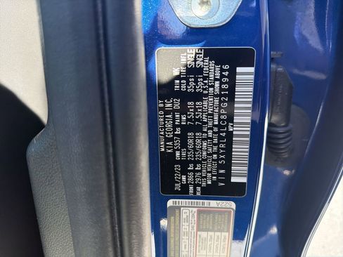 Used 2023 Kia Sorento S w/ Panoramic Sunroof Package image 31