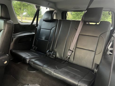 Used 2015 Chevrolet Suburban LTZ AWD/4WD image 17