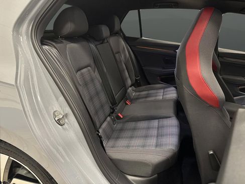 Used 2022 Volkswagen GTI SE image 31