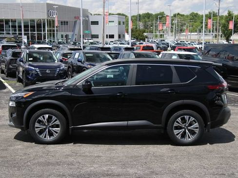 Certified 2023 Nissan Rogue SV AWD/4WD image 2