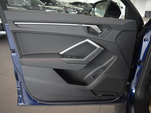 Used 2025 Audi Q3 2.0T Premium Plus w/ Premium Plus Package image 29