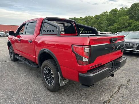 Used 2021 Nissan Titan PRO-4X w/ Pro-4x Convenience Package AWD/4WD image 5