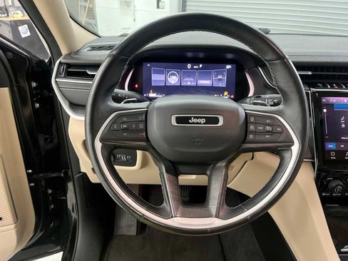 Used 2021 Jeep Grand Cherokee L Limited image 11