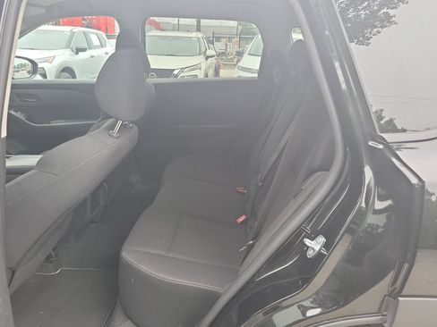 Used 2024 Nissan Rogue S AWD/4WD image 10