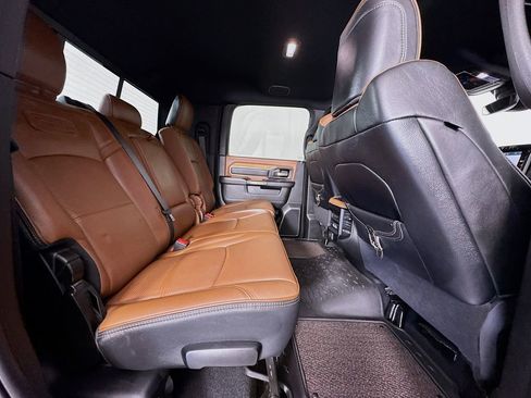 Used 2023 RAM 3500 Limited image 27