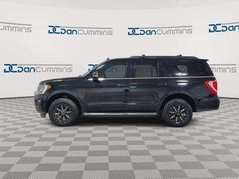 Used 2018 Ford Expedition XLT w/ Equipment Group 202A AWD/4WD image 5