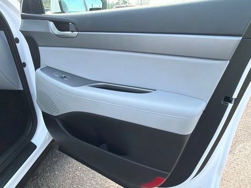 Used 2022 Hyundai Palisade SEL w/ 8P Bench Seat Package FWD image 8