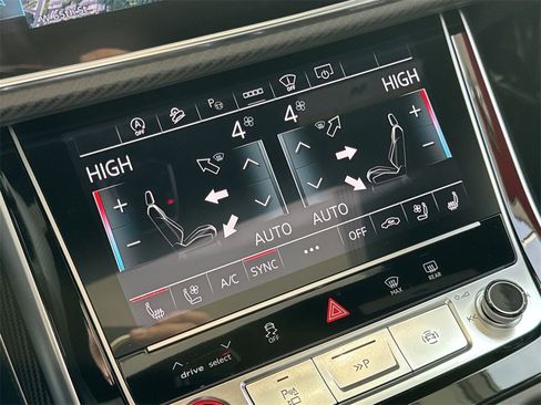 New 2025 Audi RS Q8 performance image 19