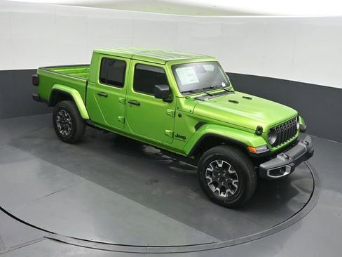 New 2026 Jeep Gladiator Sport AWD/4WD image 27