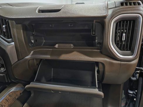 Used 2021 GMC Sierra 3500 Denali w/ Denali Ultimate Package image 42