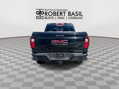 New 2026 GMC Canyon Denali AWD/4WD image 7